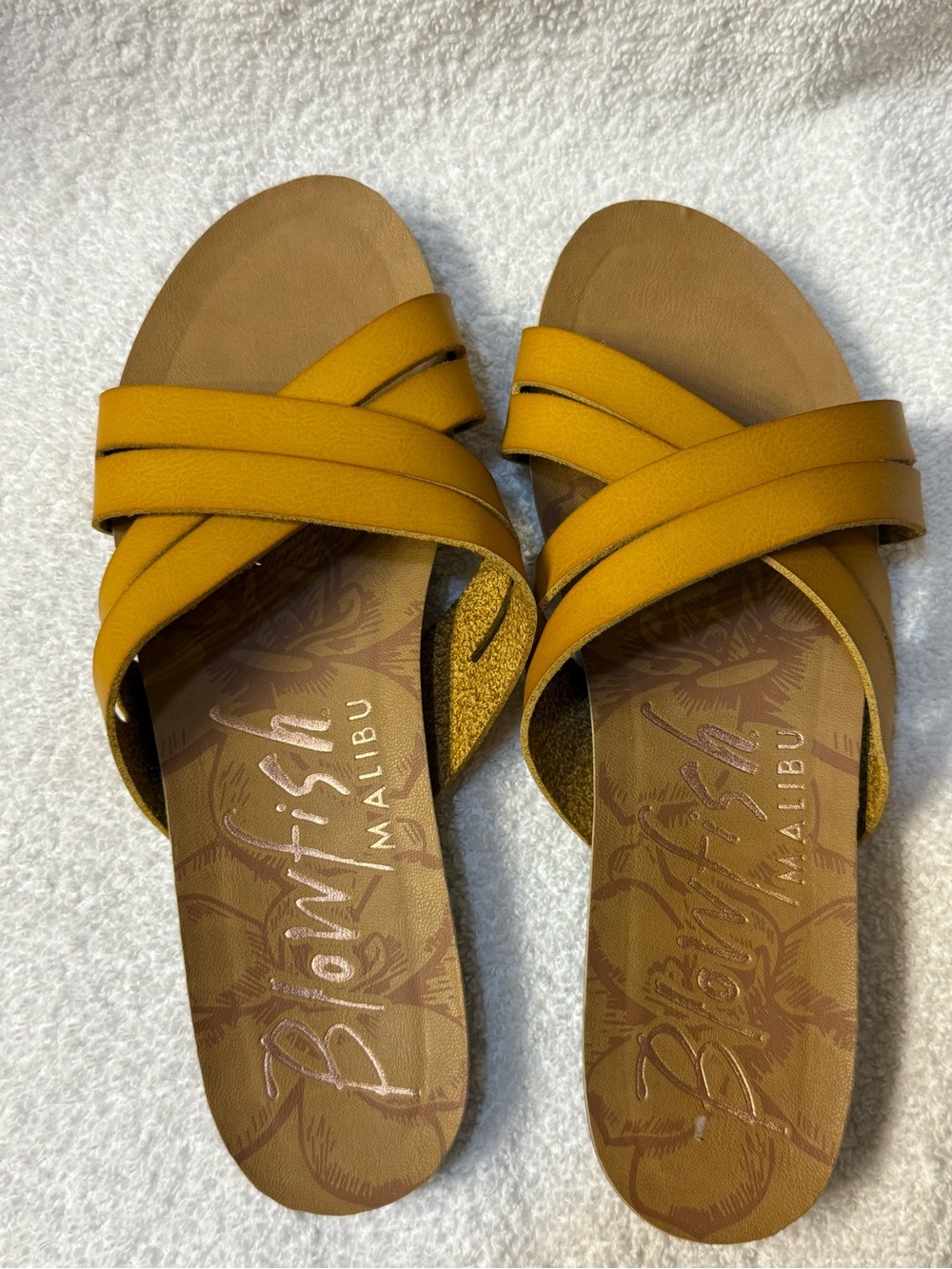 Blowfish Mustard/Yellow Cross-Strap Slide Sandals Size 9